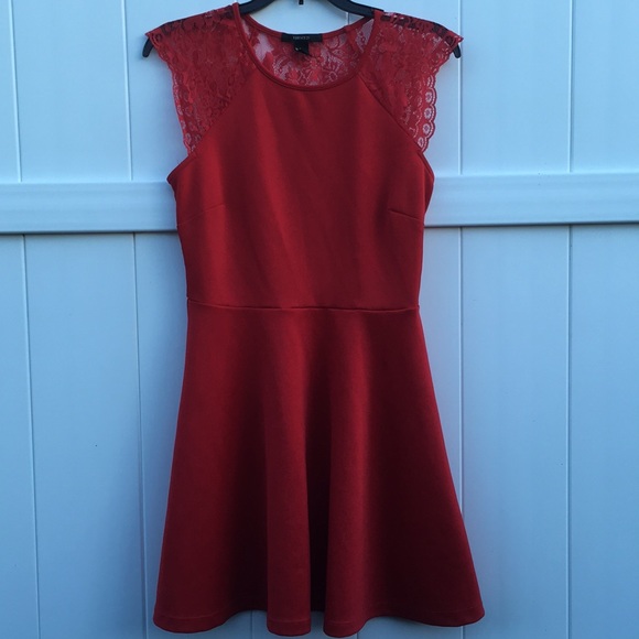Forever 21 Dresses & Skirts - Forever 21 red lace back dress